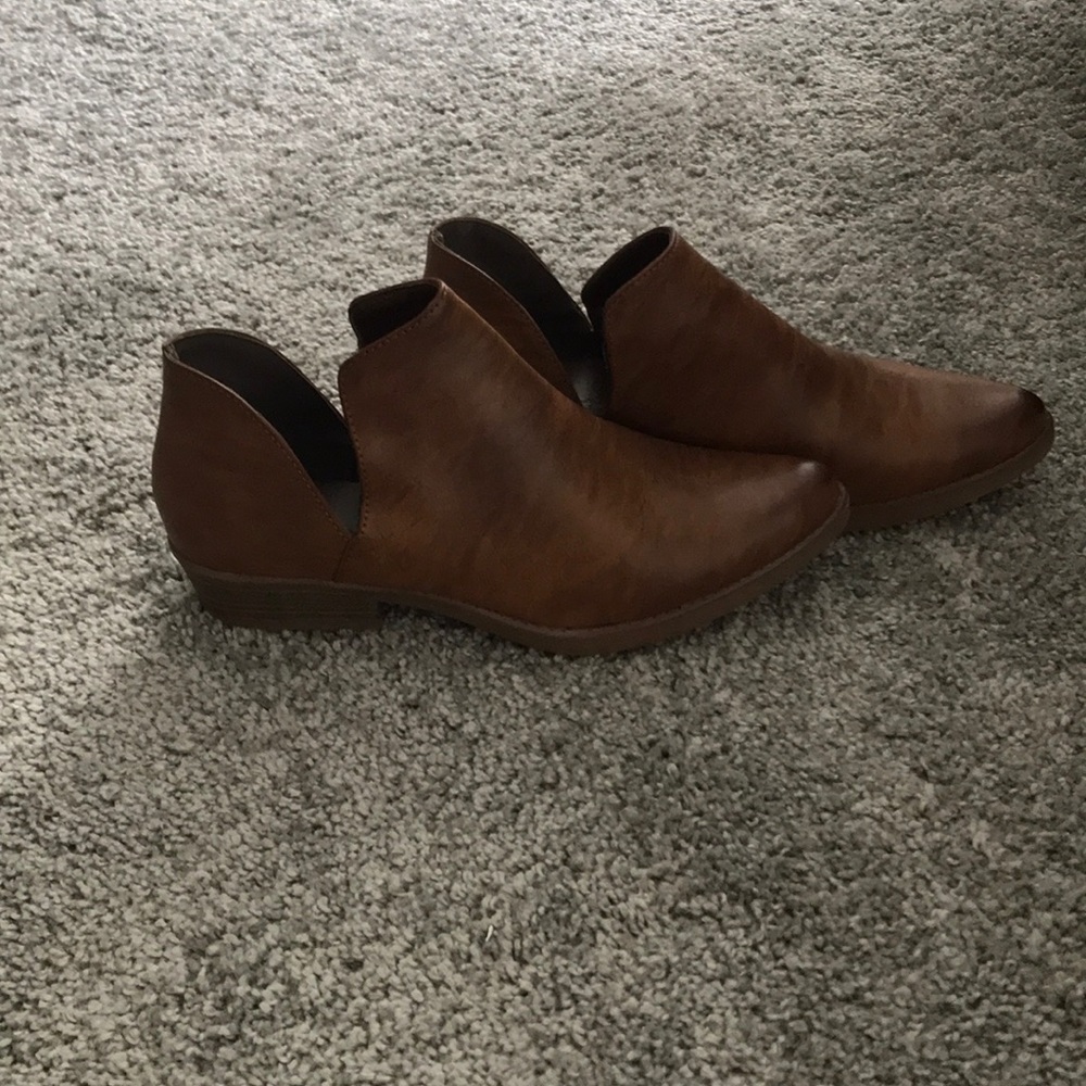 Seven7 booties